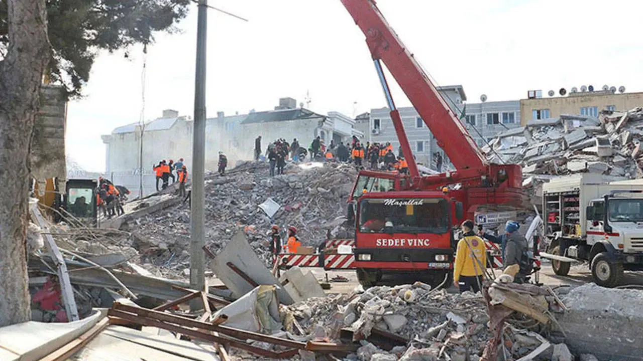 İsias Otel Deprem Davasında Kamu Kurumlarına Kritik Kusur Payı!