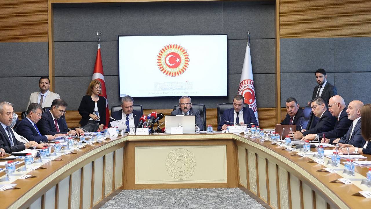 Ergenlerde Yalnızlık Alarmı! Yakın Arkadaşsızlık %19'a Çıktı