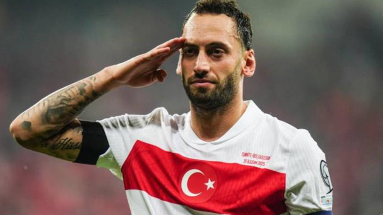 Hakan Çalhanoğlu Türkiye'ye Geri Dönüyor! Transfer Bombası Patladı