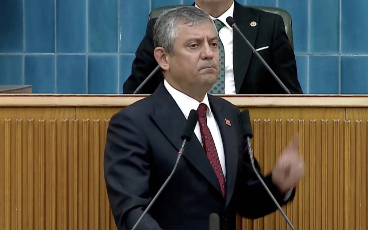 Özgür Özel’den CHP’ye ‘Yeni Kapılar Açılır’ Mesajı!