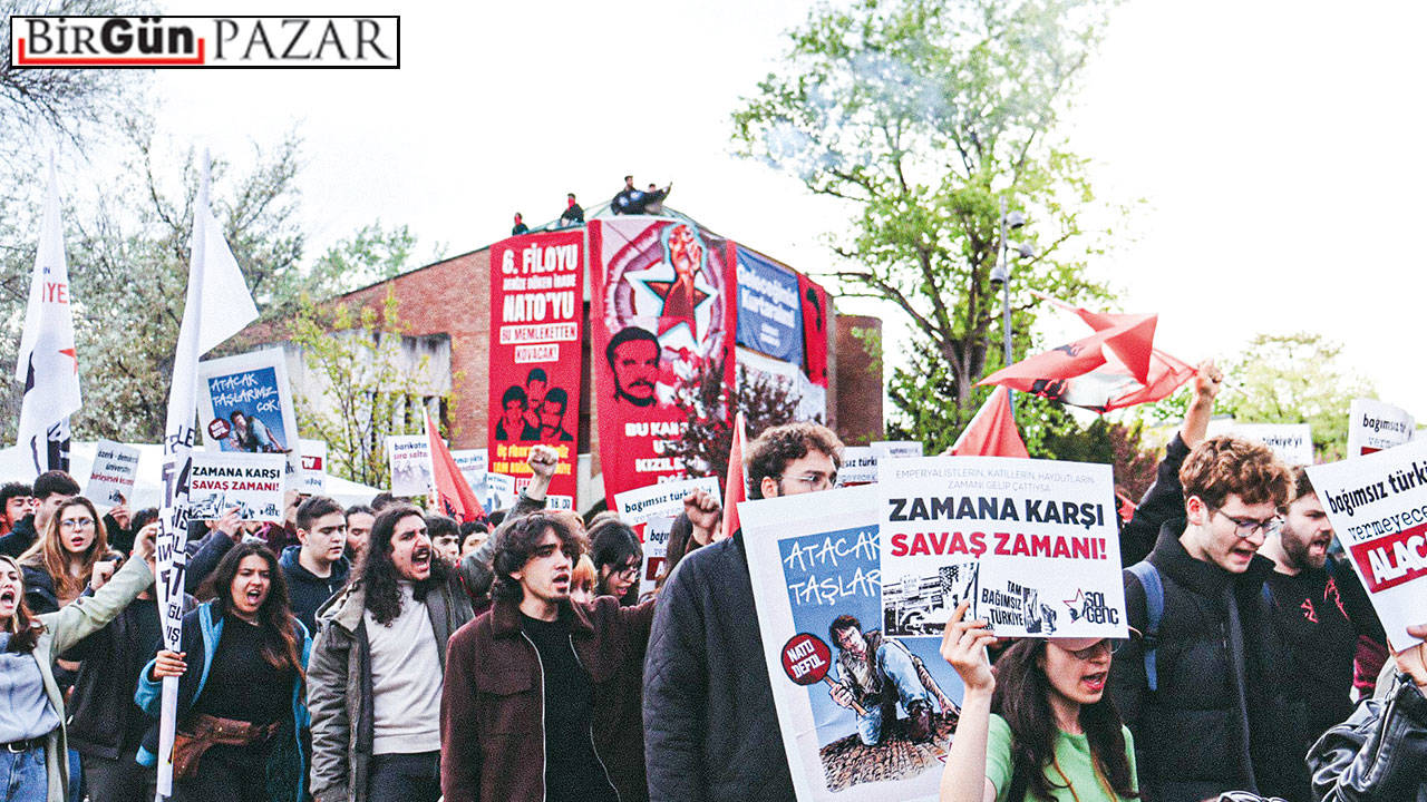 Üniversite Tartışması: Bayraktan Çok Özgür Düşünceye Saldırı Var!