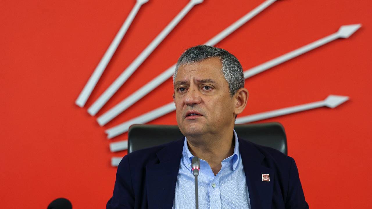 Özgür Özel’den Silivri’de Kritik Ziyaret: 19 Tutukluya Destek!