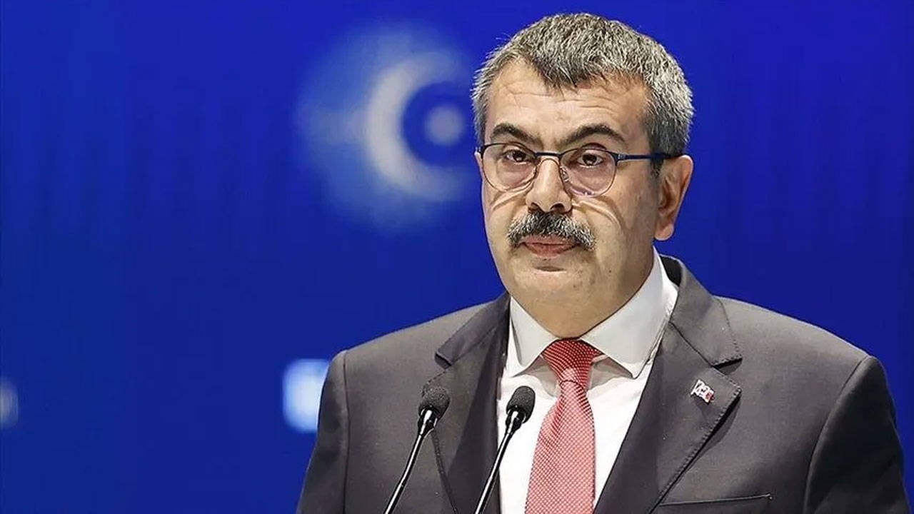 Eğitim İş’ten Yusuf Tekin’e Sert Tepki: Kurtuluş Savaşı Tartışması!